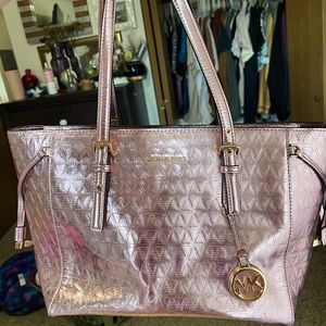 MICHAEL KORS light pink metallic purse